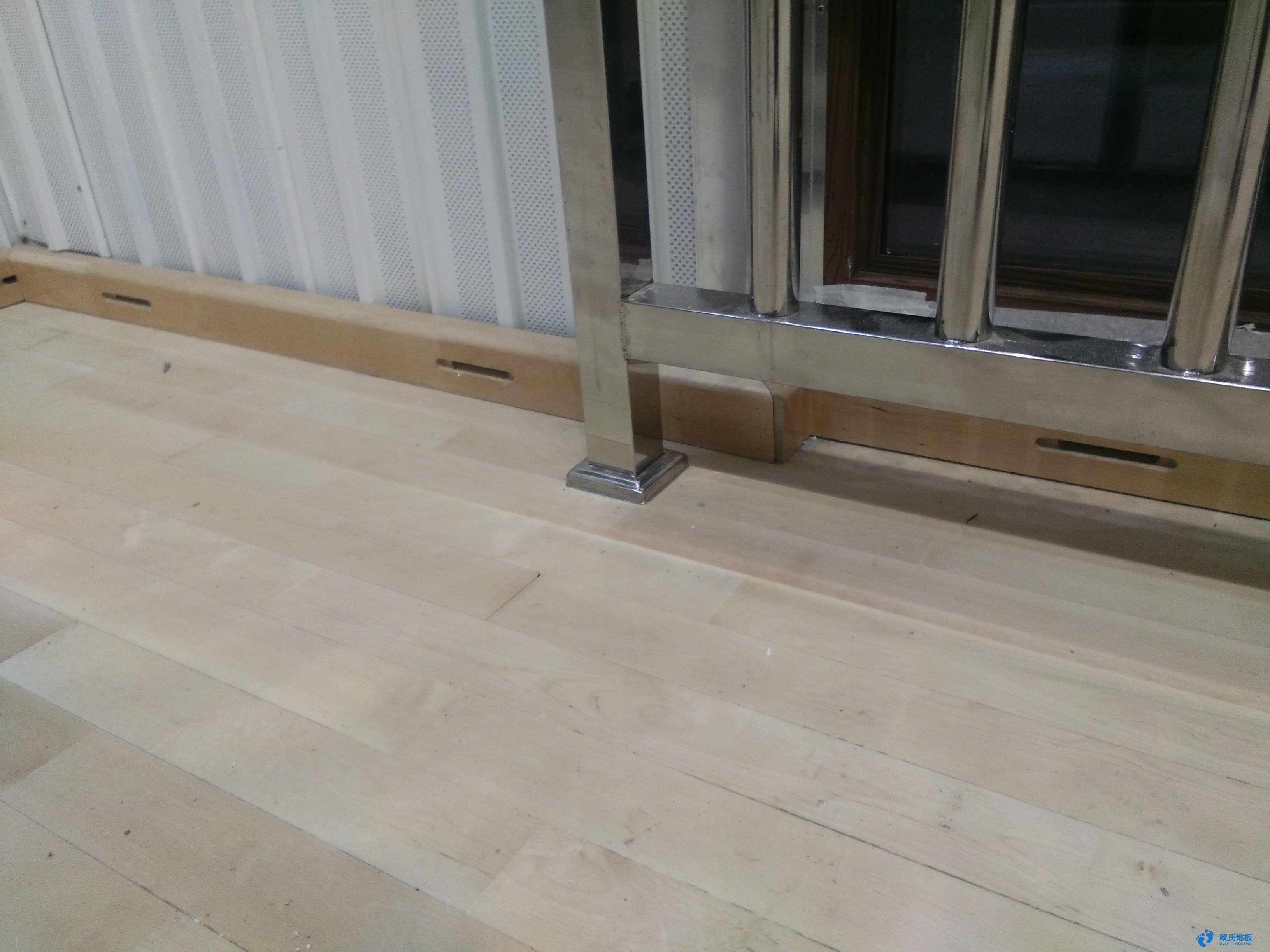 歐氏體育運(yùn)動木地板 籃球運(yùn)動木地板施工工藝