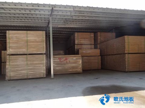 室內(nèi)籃球地板多少錢(qián)