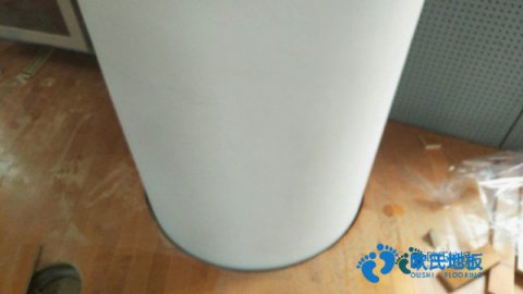 學(xué)?；@球場(chǎng)館地板一般多寬