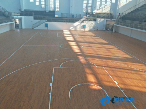 質(zhì)量好運(yùn)動場館木地板施工單位