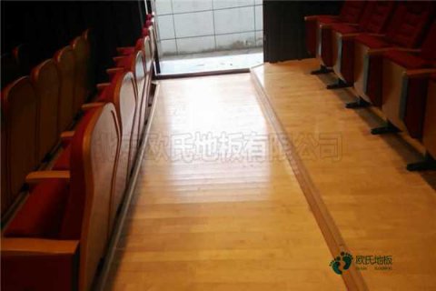 購(gòu)買(mǎi)體育籃球地板哪種牌子好