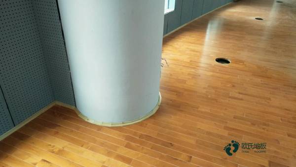 定制運(yùn)動場地木地板哪個牌子環(huán)保3